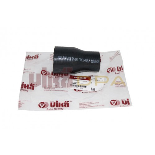 патрубок на помпу