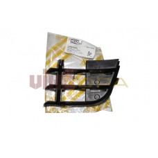 заглушка бампера переднего правая