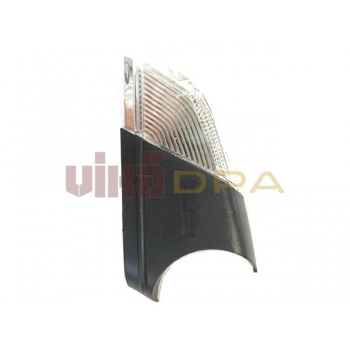 повторитель поворота правый