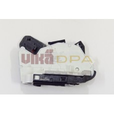 замок двери задней правой