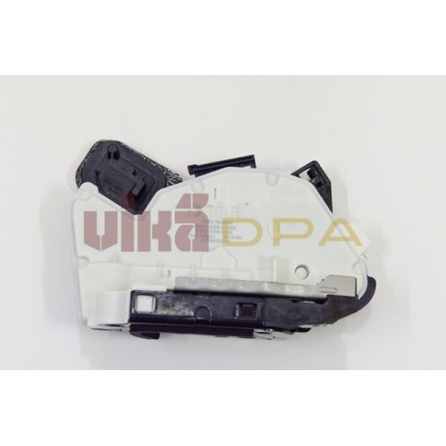 замок двери задней правой