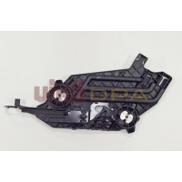 кронштейн фары правой