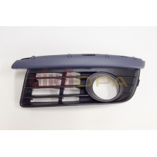 заглушка бампера переднего левая