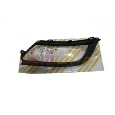 крышка противотуманной фары левая