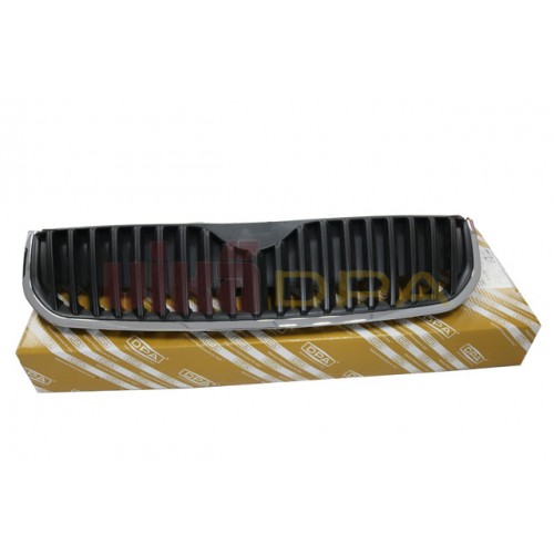 решетка радиатора в сборе