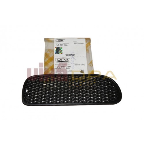 заглушка бампера переднего правая