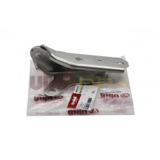 петля капота левая