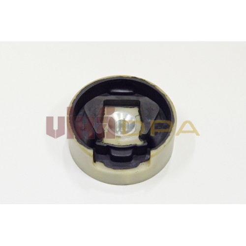 сайлентблок передней балки нижний