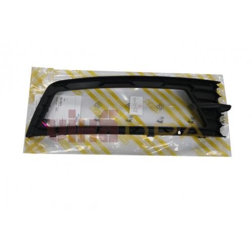 рамка противотуманной фары левая