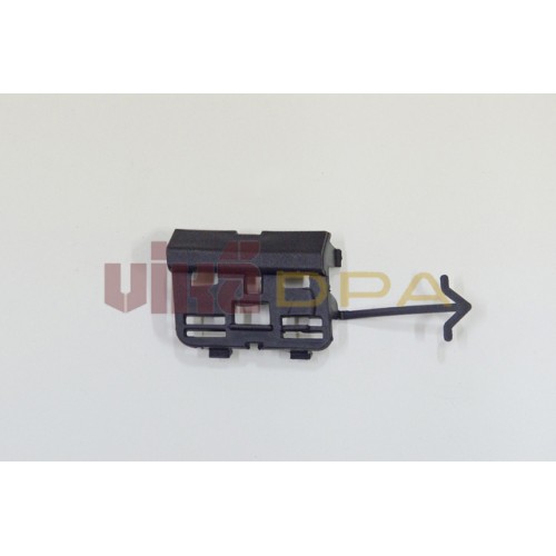 крышка буксировочного крюка