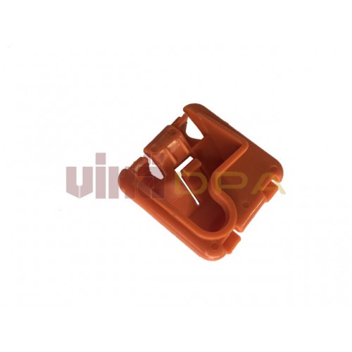 кронштейн (вставка) под держатель капота