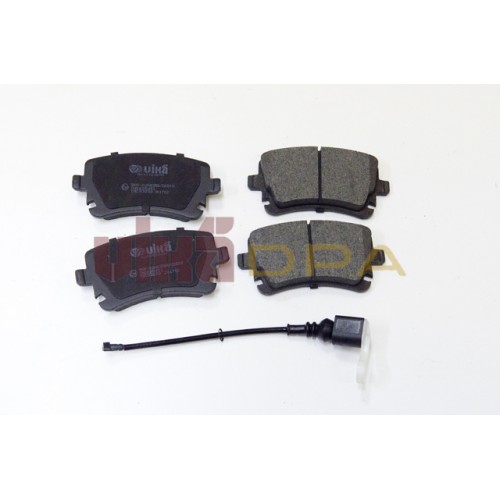 колодки тормозные задние (диск)