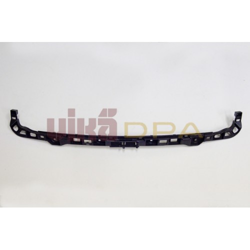 кронштейн бампера заднего центральный