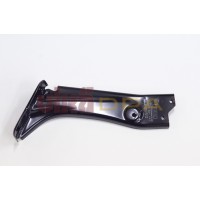 кронштейн крыла переднего левый