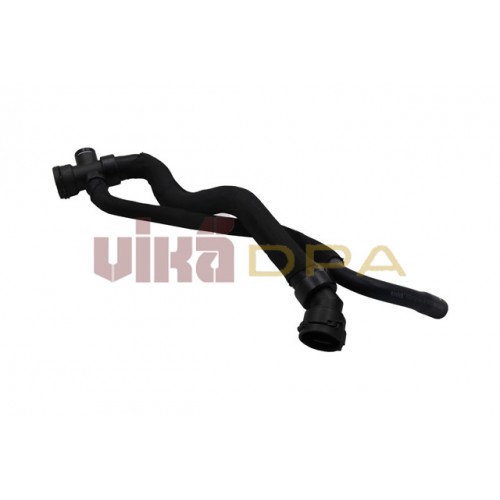 патрубок системы охлаждения