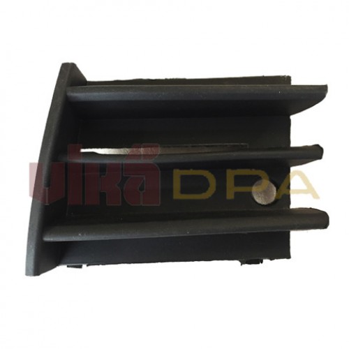 решетка бампера переднего левая малая