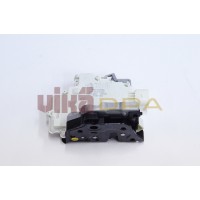 замок двери передней правой