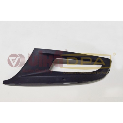 решетка радиатора левая - 88531079302 - 6R0853665D 9B9 - Skoda, Volkswagen