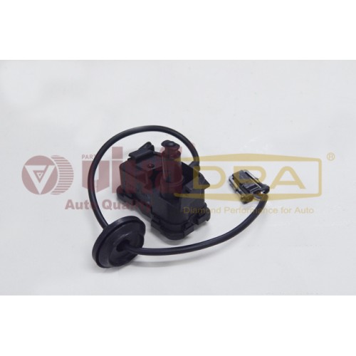 сервопривод замка лючка бензобака - 88101583001 - 6C0810773 - Skoda, Volkswagen